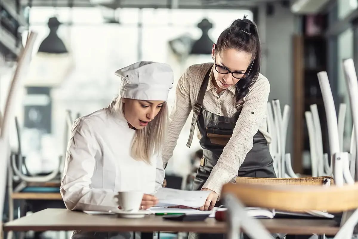 Six Things Restaurant Owners Should Look for in an Accounting Service Provider